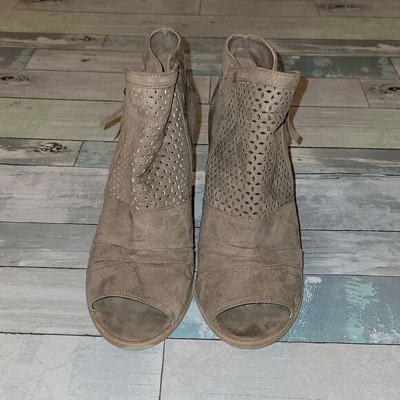 Qupid Heels size 9 - Picture 1 of 6